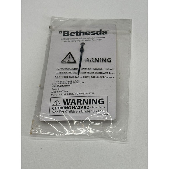 Rage Bethesda Video Game Keychain Metal Batarang Keychain NEW Sealed - Picture 3 of 4